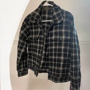 black plaid zipper jacket